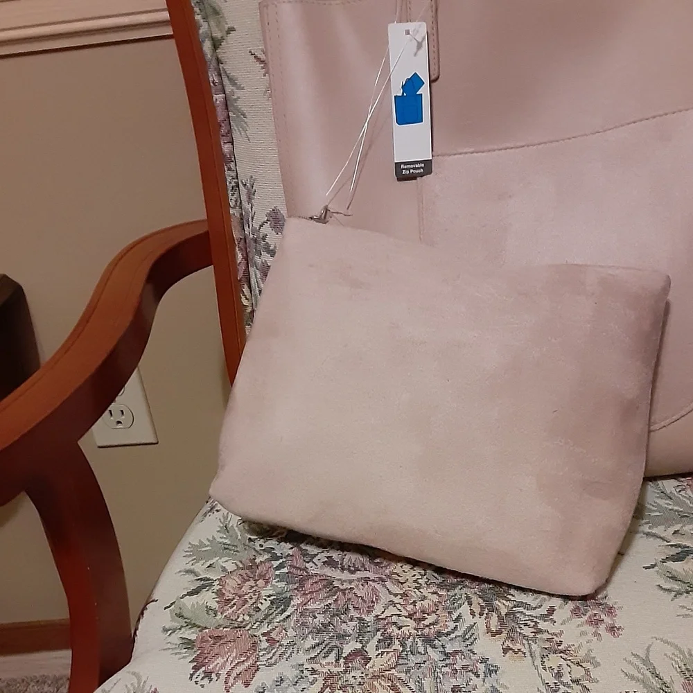 Tote & Pouch Set - Picture 3 of 5